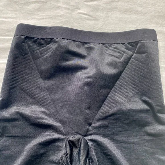 SPANX SPANXshape™ Invisible Mid-Thigh Short Women's XS Black Shapewear - Picture 5 of 12